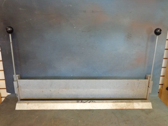 lot 17 image: Metal Break