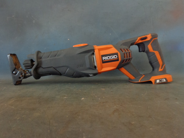 lot 73 image: Rigid Sawzall