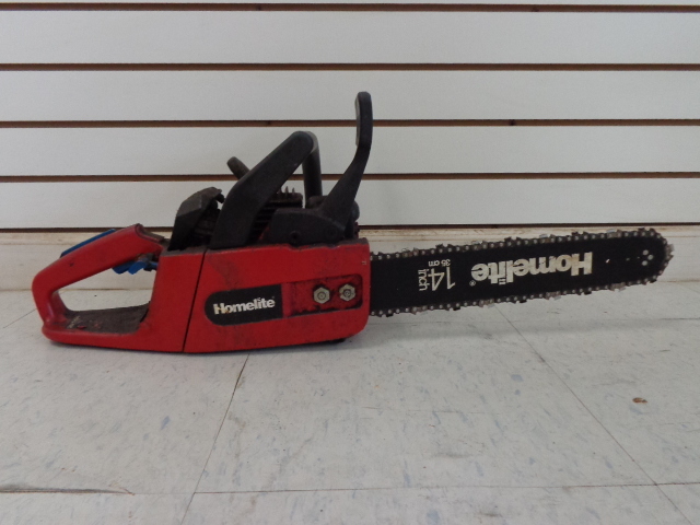 lot 83 image: Homelite Chainsaw