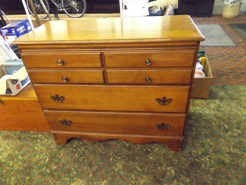 Dresser