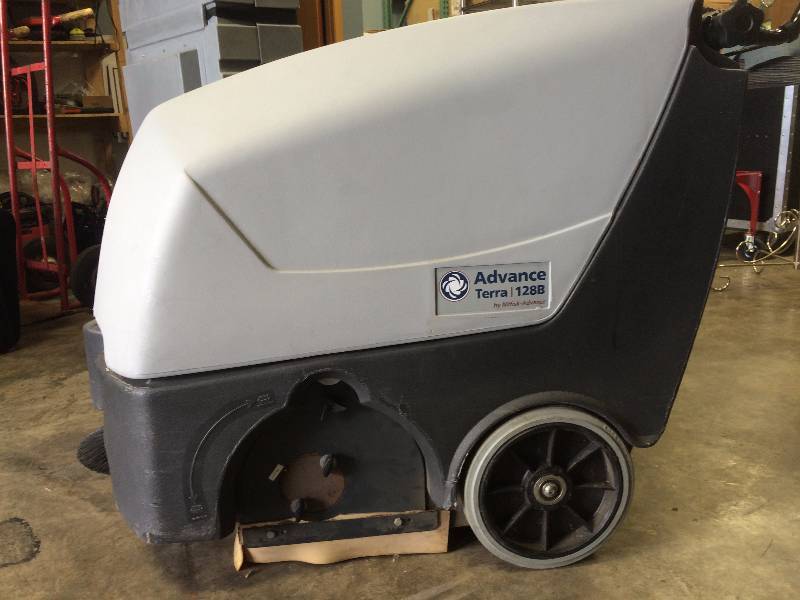 lot 9 image: Advance Terra 128B Commercial Floor Sweeper