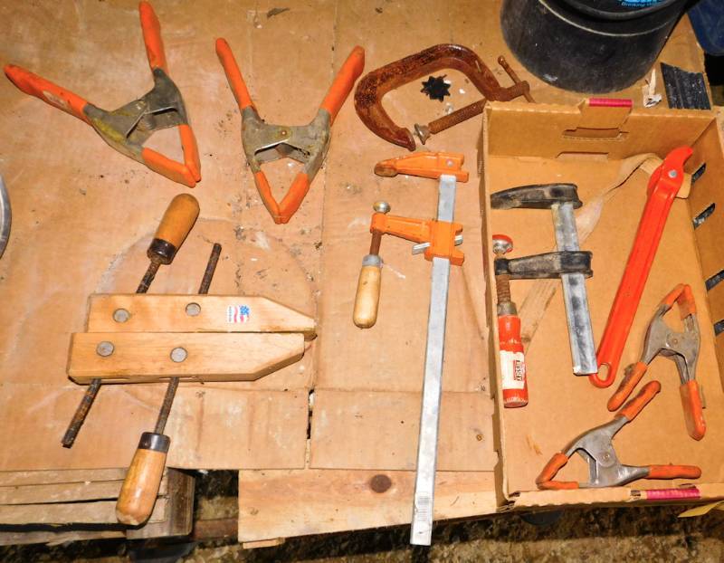 several smaller-medium clamps