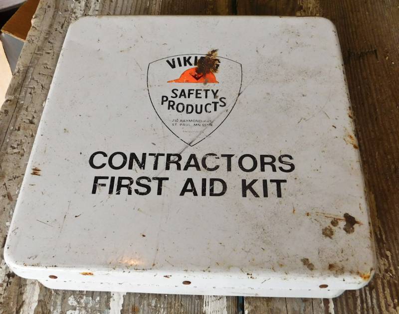metal contractors first aid box