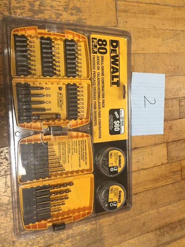 lot 2 image: Dewalt 80 Pc DrillDrive Contractor Pack New