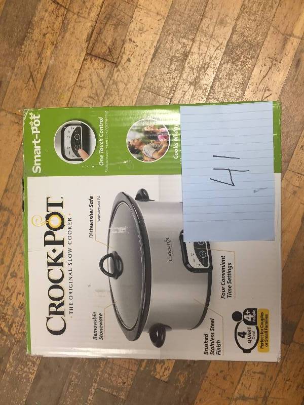 lot 41 image: Crock Pot - Smart Pot 4 Quart New
