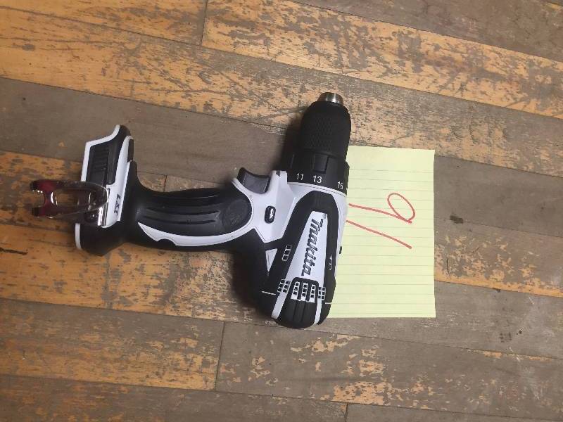 lot 91 image: Makita XFD01 18V 12 Lithium Ion Drill Driver Tool Only in like new condition