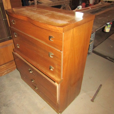 Dresser