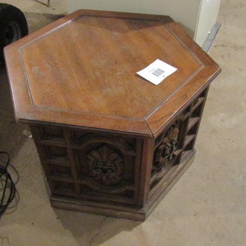 End table