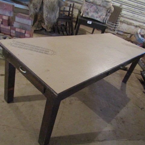 Game table