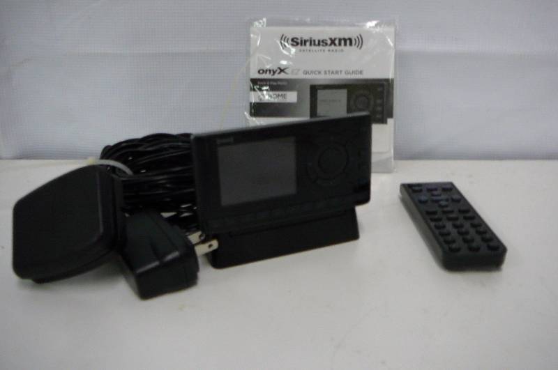 Sirius XM Satellite Radio only XE2 Home kit with remote