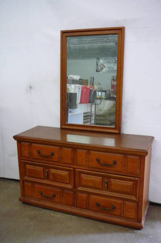 Dresser 6 Drawer
