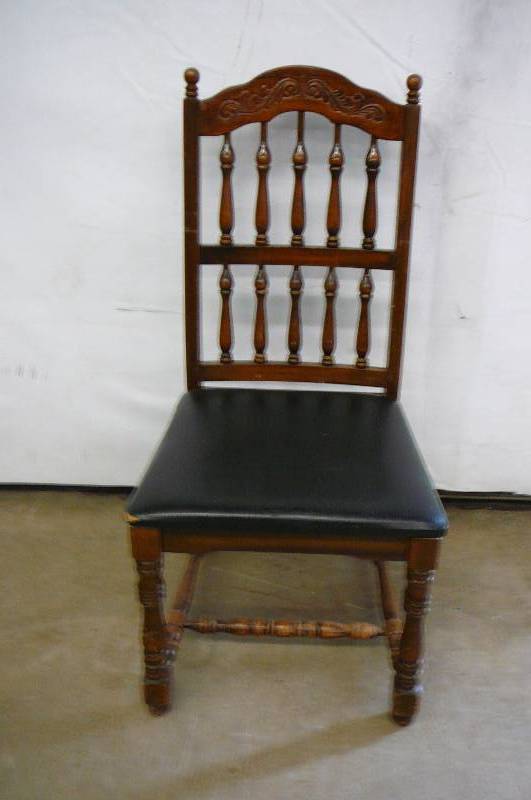 Oak Chair with pad