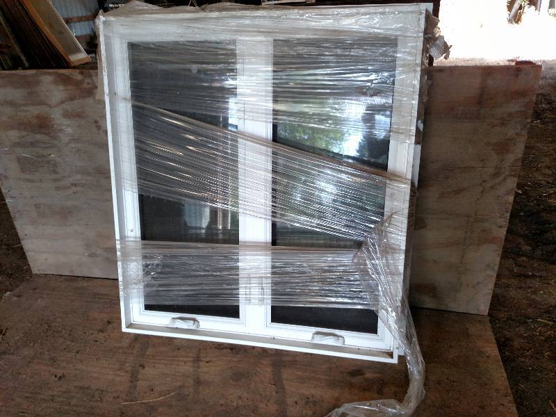 Vinyl Casement Window, Approx. 46.5...
