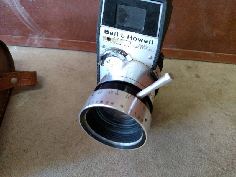 Bell & Howell Dual Electric Eye 8 m...