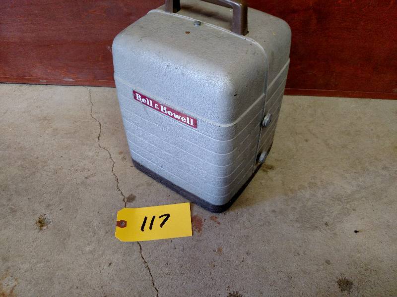 Bell & Howell Model 253R 8 mm. Proj...