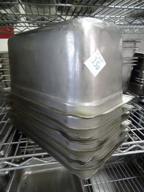 lot 250 image: 13 Size Pan 6 are 6 Comes with Lids