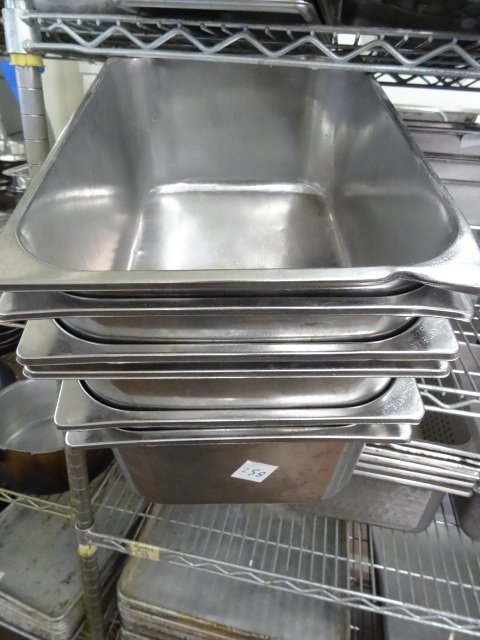 lot 258 image: 12 Size Pans 6 are 6