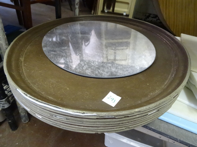 lot 293 image: Misc Server Trays