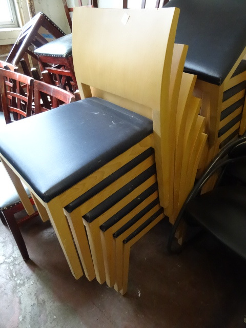 lot 315 image: 14 Stacking Wood Framed Chairs