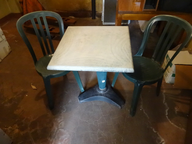 lot 328 image: 24 X 24 X 29 Patio Table with 2 Chairs