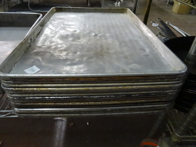 lot 359 image: Full Size Sheet Pans Qty 16