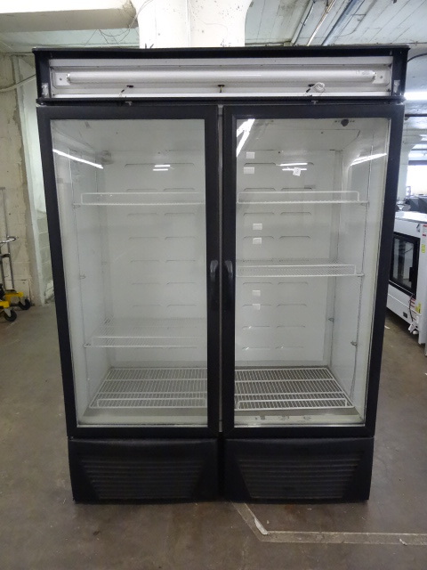 lot 2 image: Hussman Double Glass Door Retail Fridge.