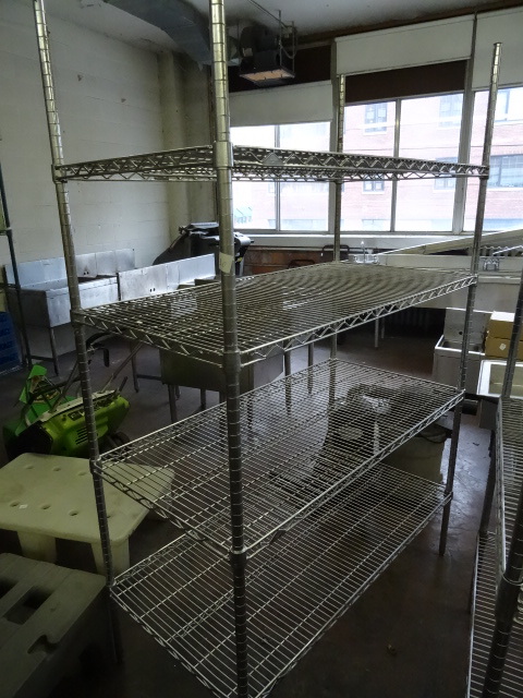 lot 20 image: 4 Tier Wire Shelf 48 X 24 X 75