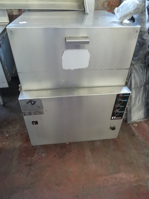 lot 39 image: Ads Undercounter Bar Glass Washer