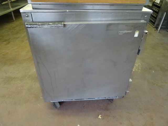 lot 65 image: Beverage Air Undercounter Fridge
