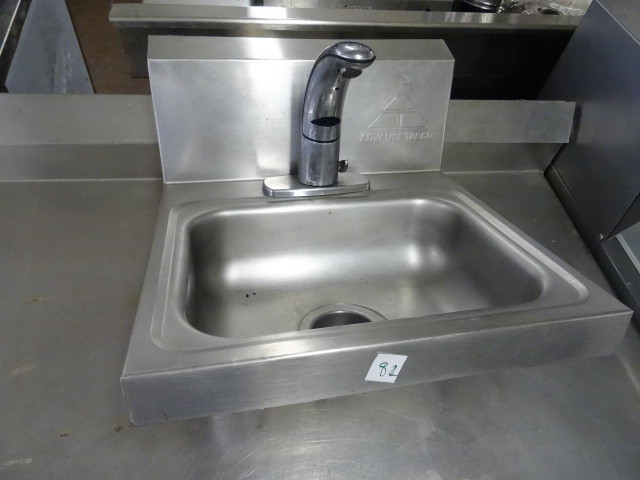 lot 82 image: Advance Tabaco Stainless Hand Sink