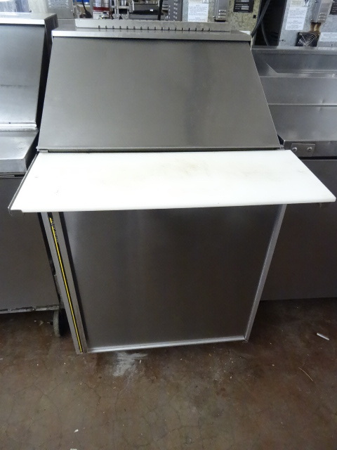 lot 84 image: Silver King Prep Cooler For Salads