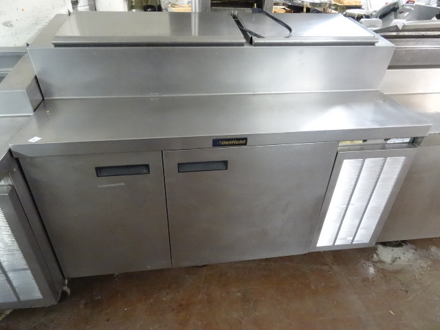 lot 86 image: Delfield Wrapped Rail Raised Prep Fridge