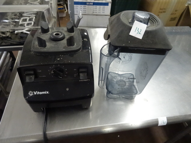 lot 132 image: Vitamix Vita Prep 3 Blender