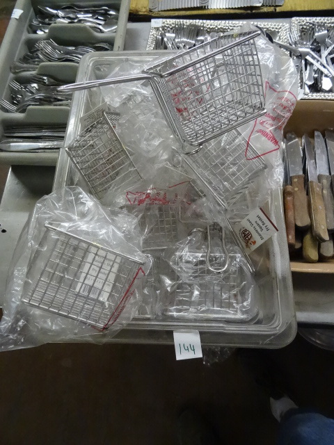 lot 144 image: Stainless Steel Square Fry Baskets