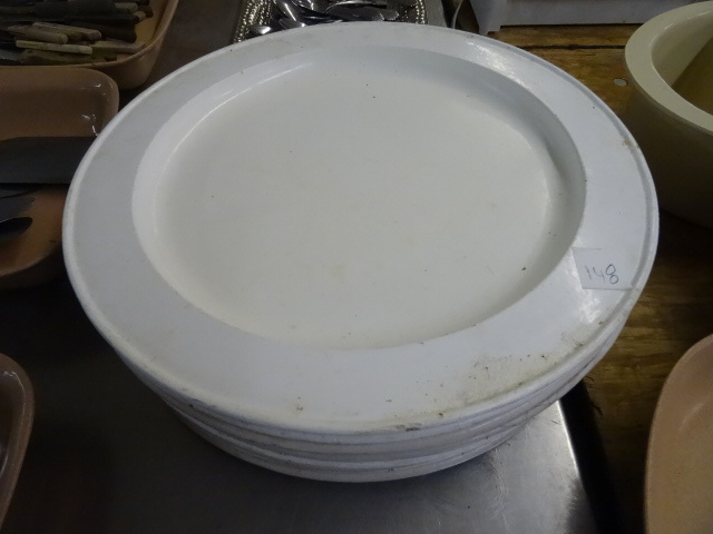 lot 148 image: 16 Bon Chef Aluminum Platters