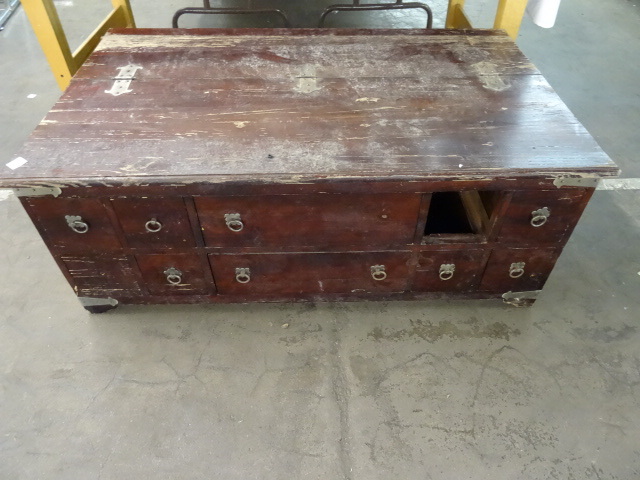lot 163 image: Vintage Wood Chest Needs Refinishing