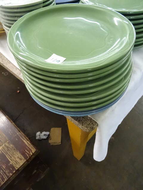 lot 169 image: 10 Syracuse Plates  10