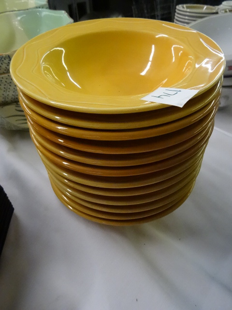 lot 174 image: 12 Syracuse Bowls