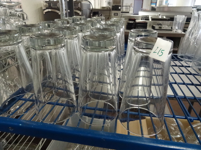 lot 215 image: Beer or Pop Glasses