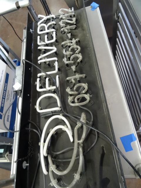 lot 226 image: Quizno Neon Delivery Sign