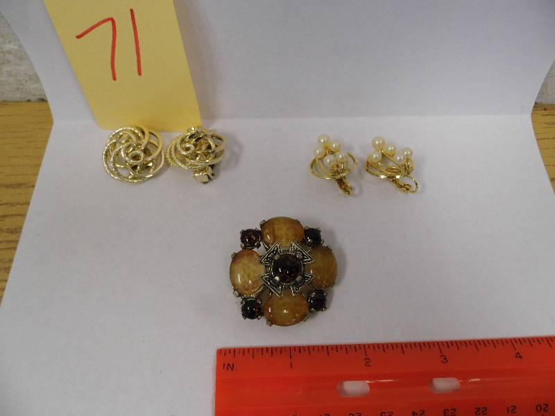 Brooches & Earrings