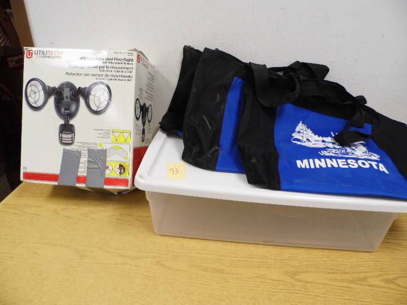 Motion Activated Light - Tote w Bags