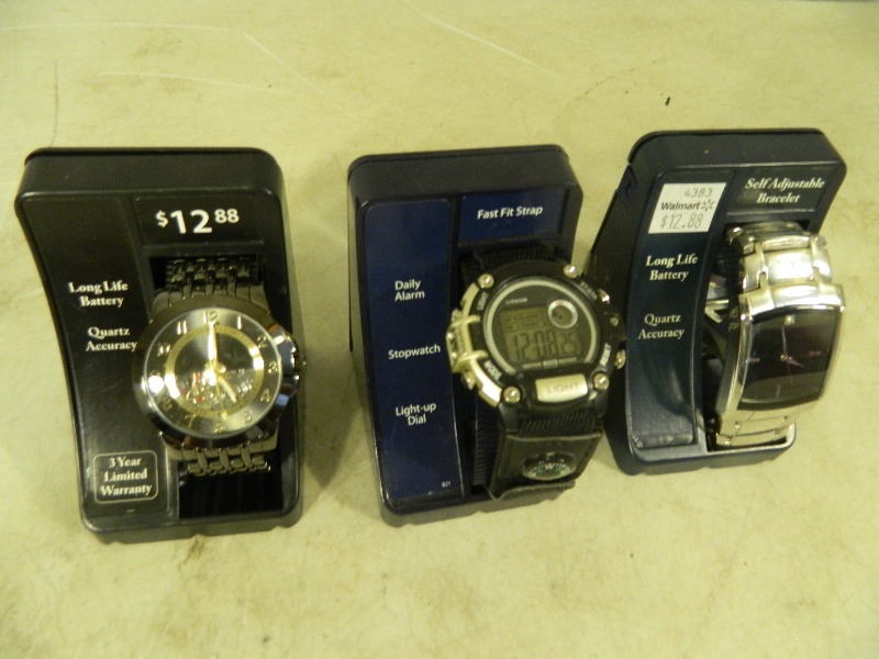lot 39 image: 3 New Mens Watches
