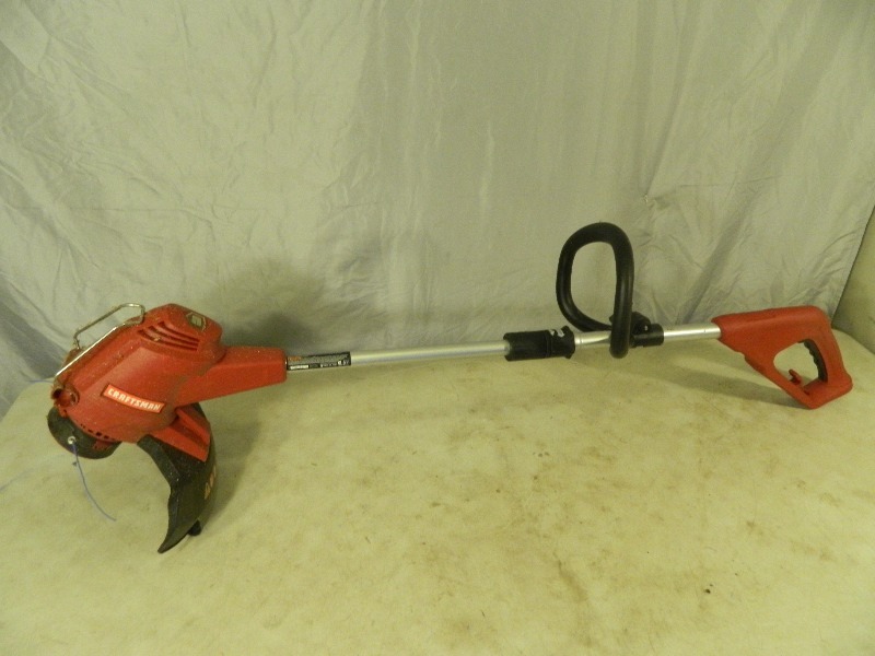 lot 67 image: Craftsman Electric Weed Whip  Wacker