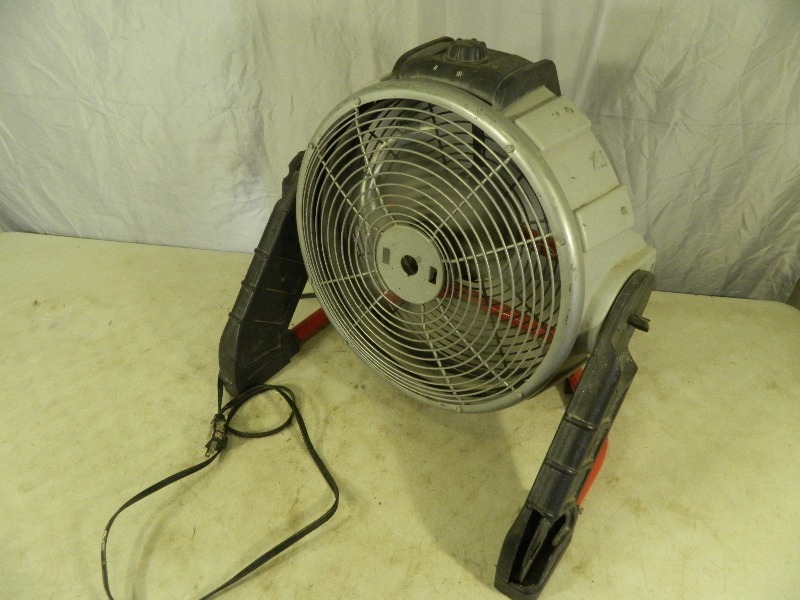 lot 75 image: Shop Fan