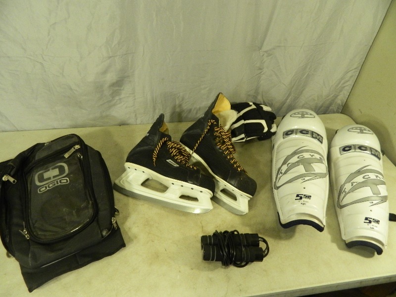 lot 116 image: Bauer Ice Skates, Pads, Motorcycle Bag