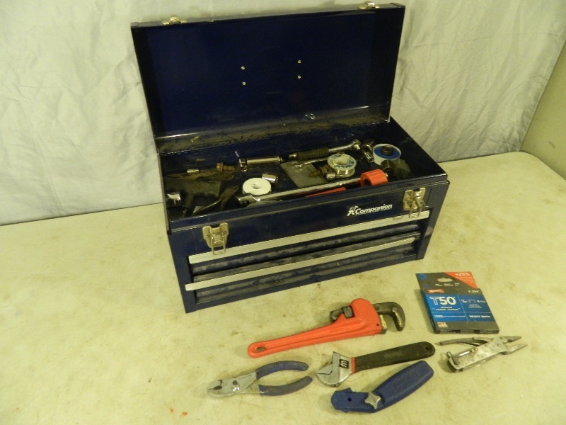 lot 148 image: Metal Toolbox with Contents
