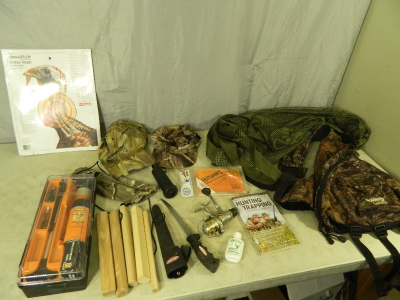 lot 158 image: Hunting Items and More