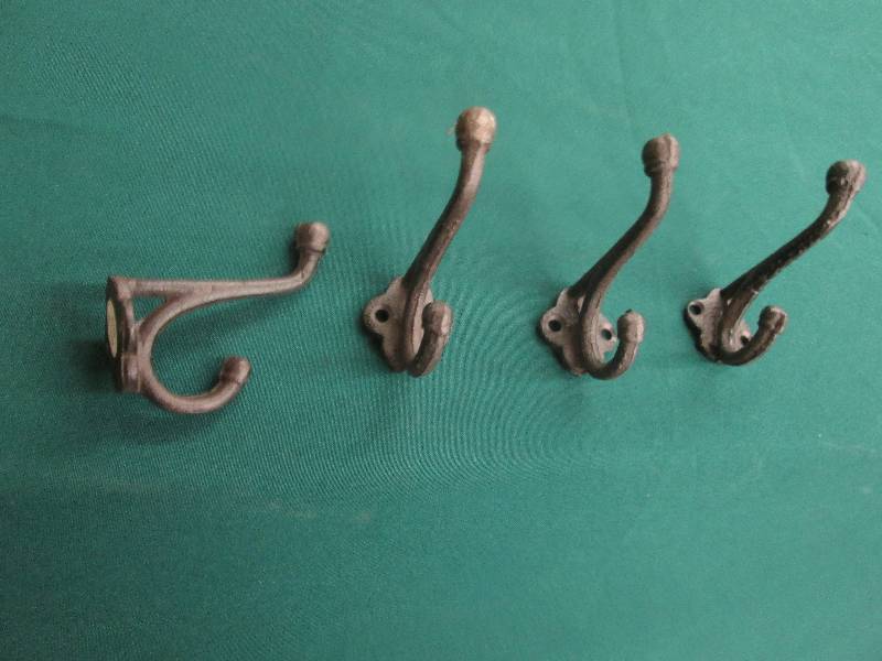 Lot of 4 Cast Iron Hooks 1.5 x3.5 i...