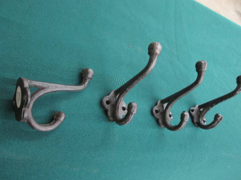 Lot of 4 Cast Iron Hooks 1.5 x3.5 i...